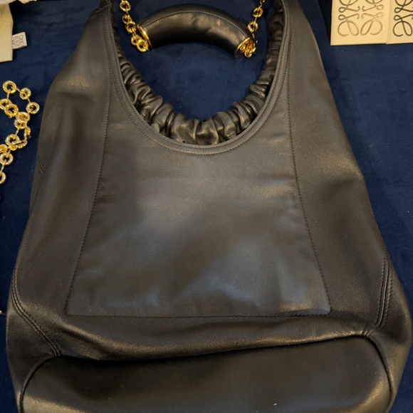 Medium Squeeze bag in mellow nappa lambskin - Picture 5 of 8